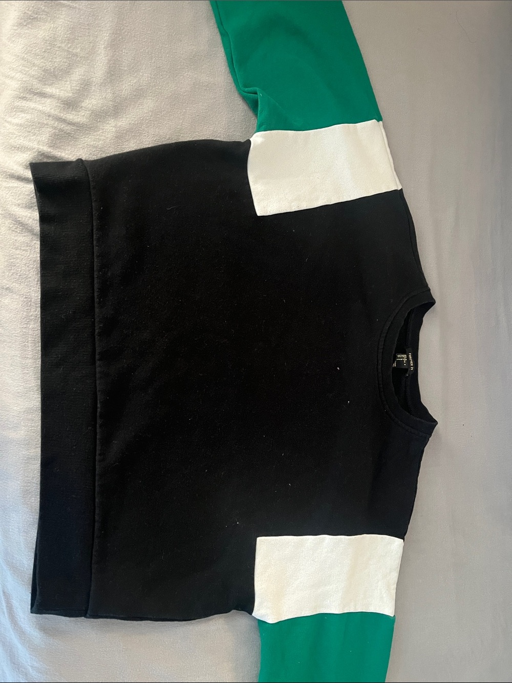 4 for $25 | Forever 21 Crewneck Sweatshirt - Black, Green & White